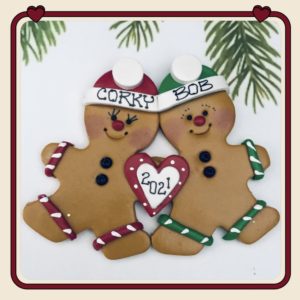 GINGERBREAD COUPLE